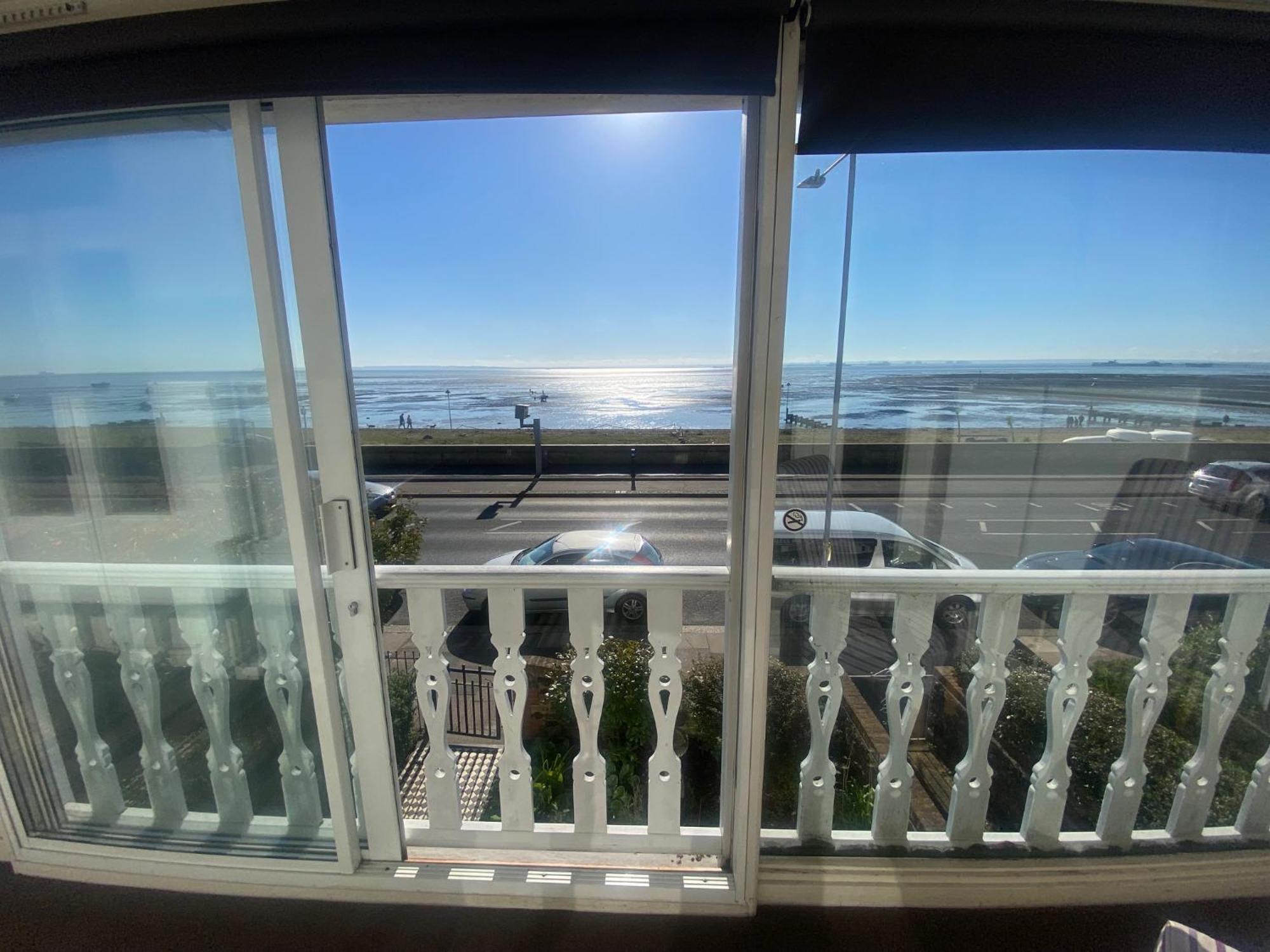 Pebbles Guest House Southend-on-Sea Exterior foto